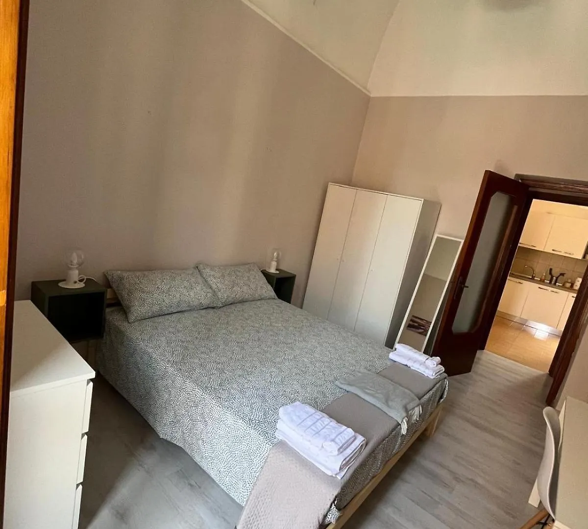 La Sicula Atene City Central House 200 Mt From Metro Giuffrida Catania Italien