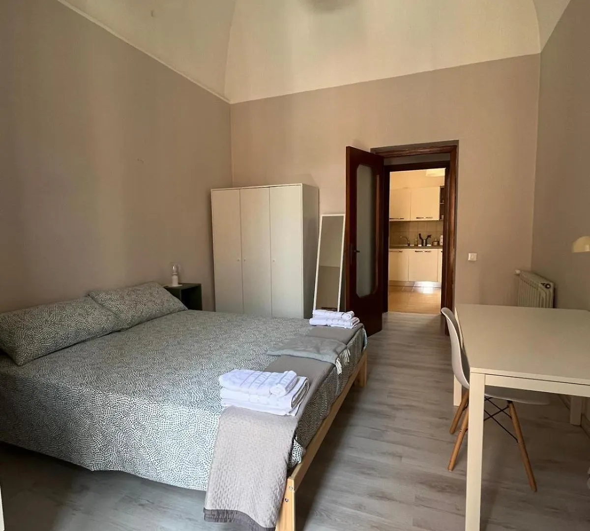 La Sicula Atene City Central House 200 Mt From Metro Giuffrida Catania Bed & Breakfast